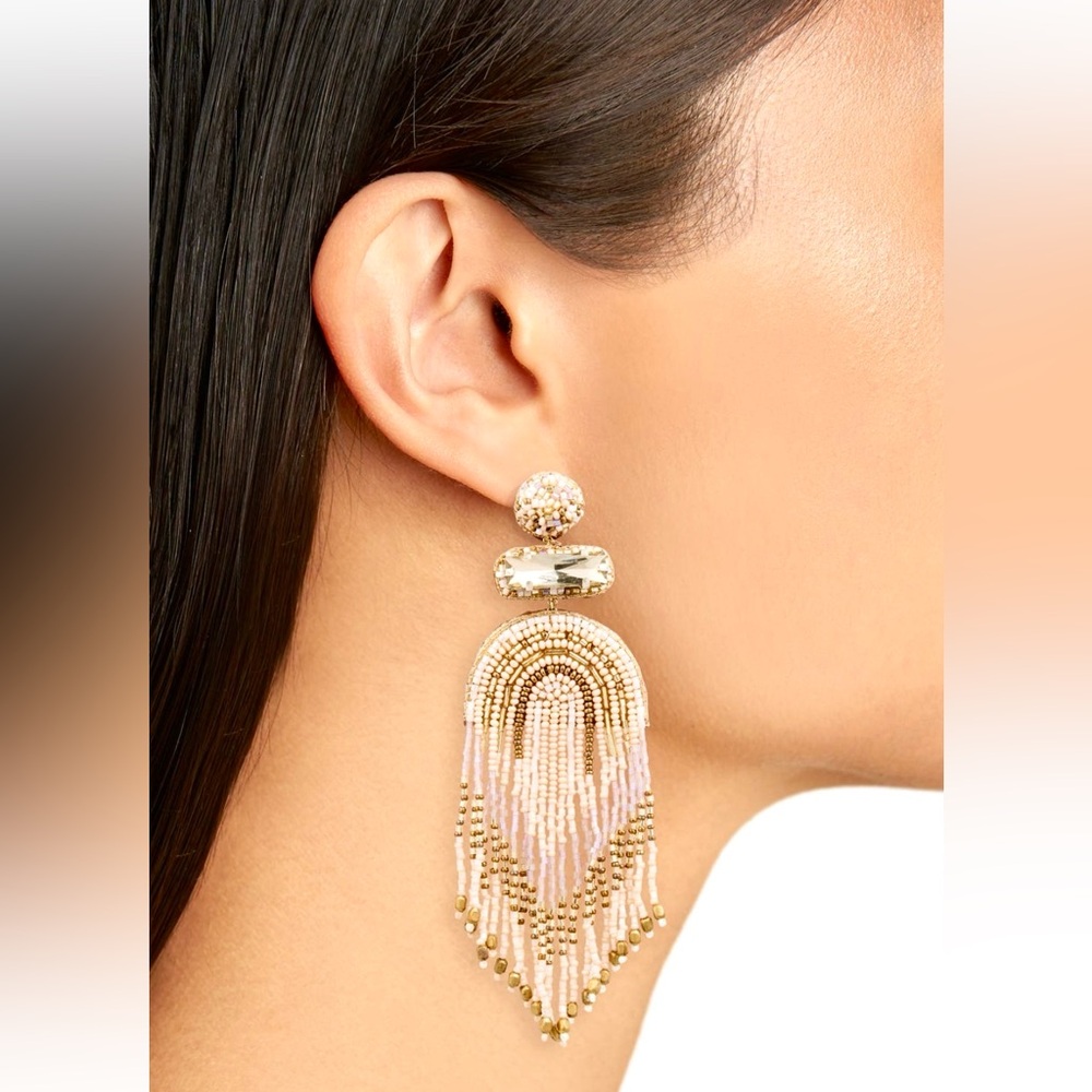 🌺🎉HP🎉🌺 NWT Deepa Gurnani Luxe Beaded Fringe Chandeliers - Picture 16 of 16